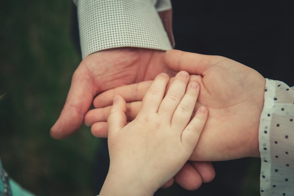 découvrez tout sur l'héritage : principes, types, et conseils pour gérer efficacement la transmission de patrimoine.