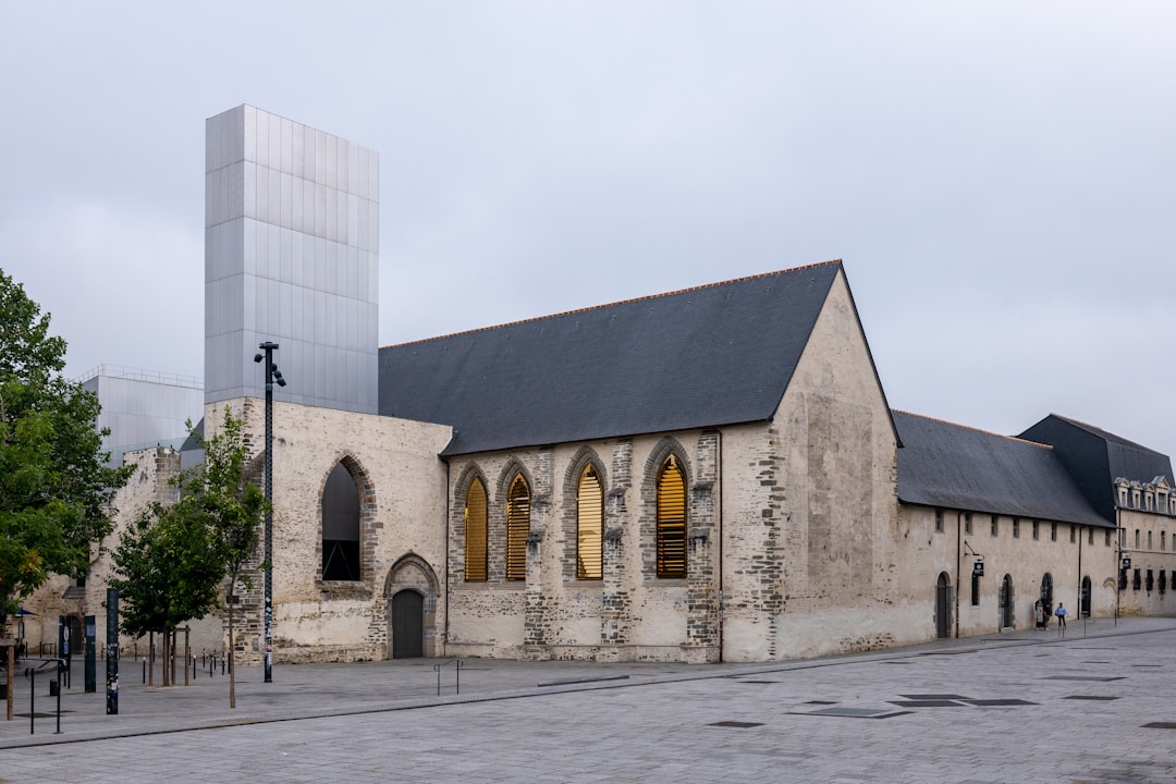 découvrez les quartiers à éviter à rennes pour assurer votre sécurité et votre confort lors de votre visite ou installation.
