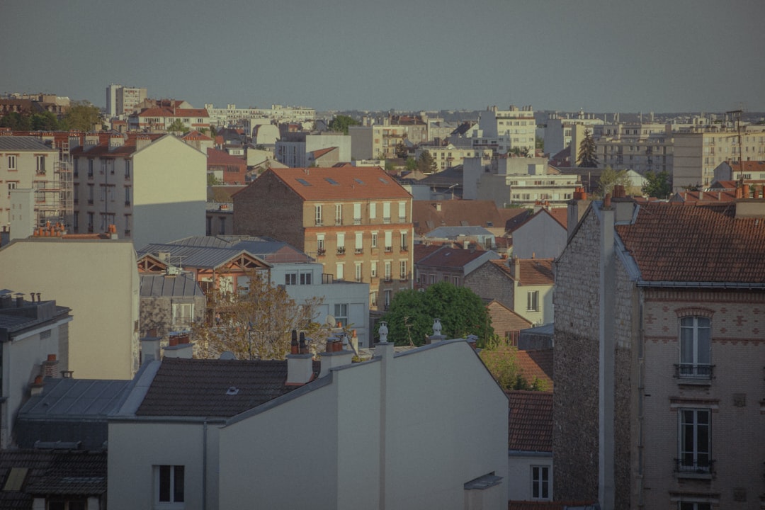 découvrez les quartiers de lyon à éviter pour un séjour sûr et agréable. conseils pratiques et informations essentielles pour bien préparer votre visite.